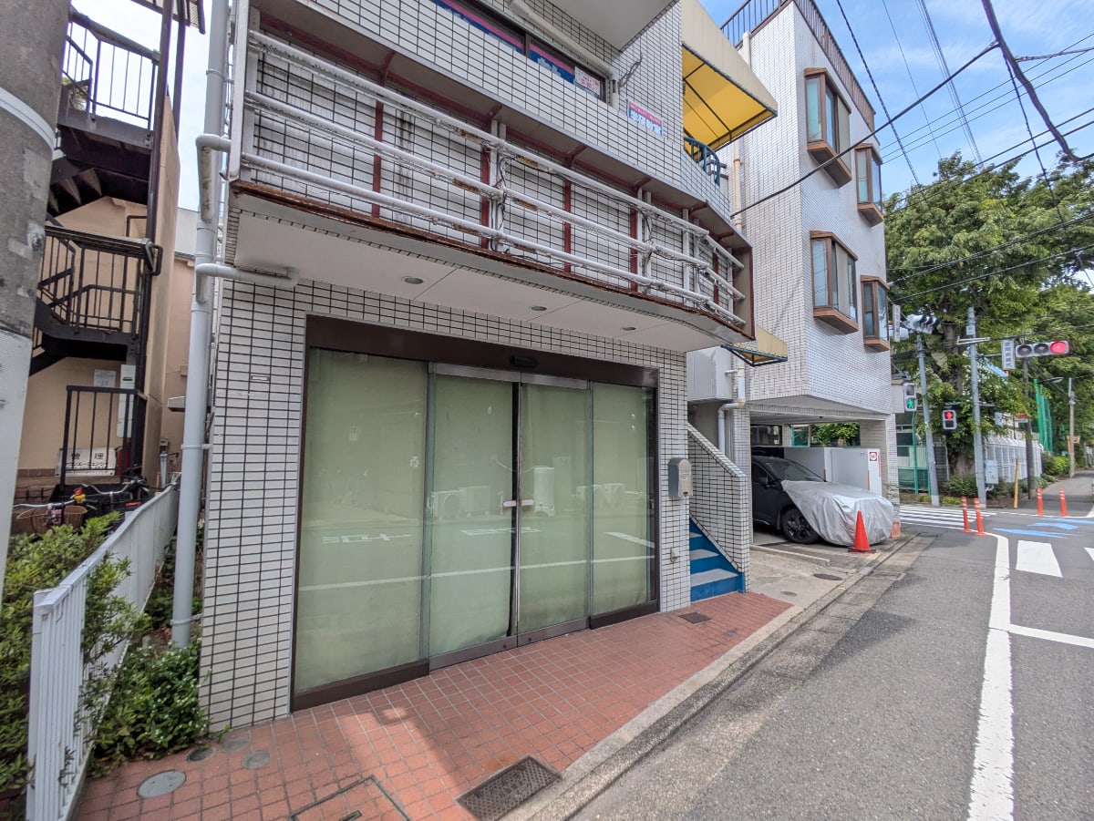 v20260509150639/fresh/building/J00100635306_13