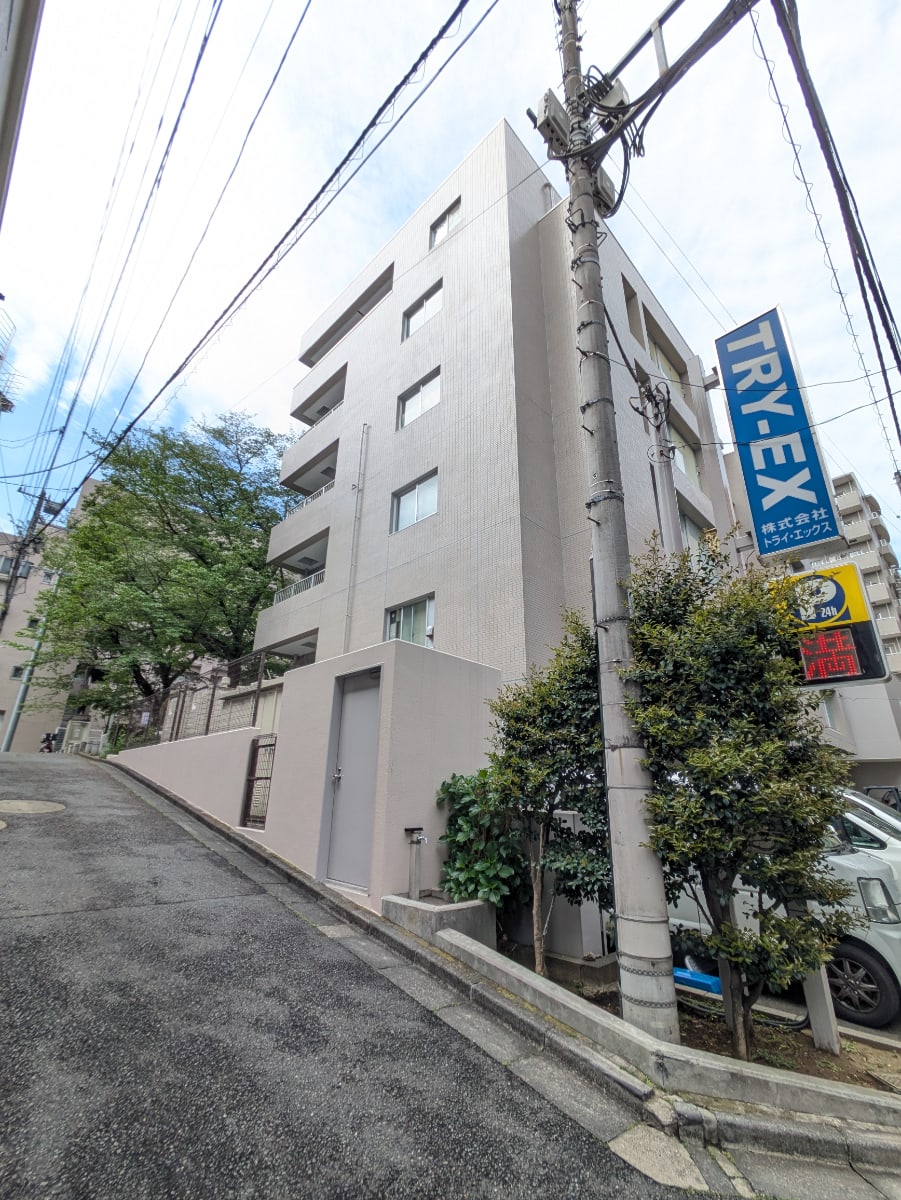 v20260512150758/fresh/building/J00100363198_9