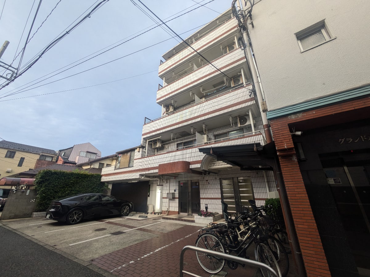 v20260512150758/fresh/building/J00100402912_5