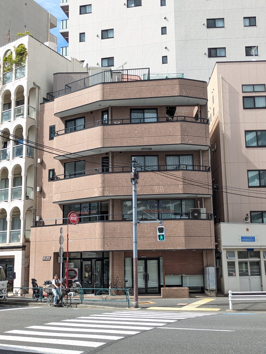 v20260516150634/fresh/building/J00100386567_1