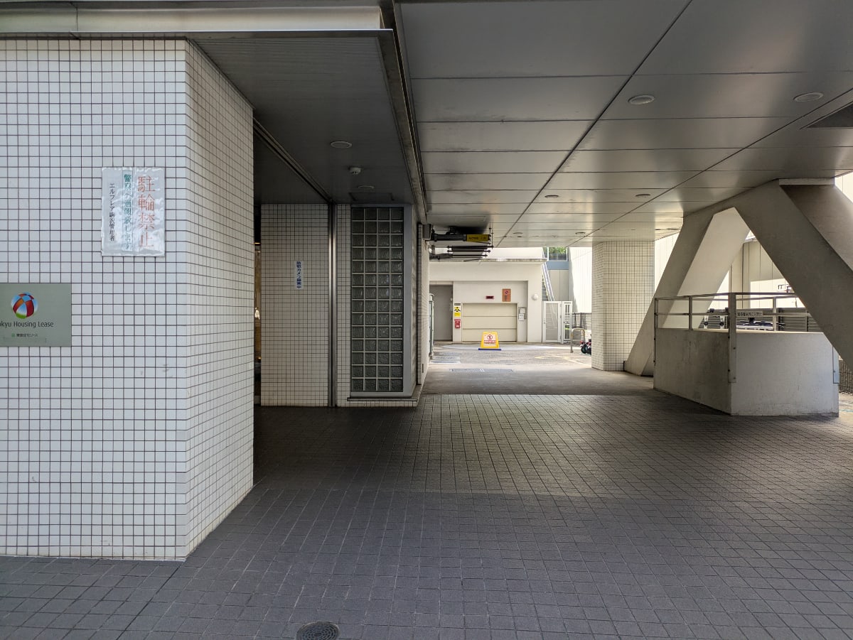 v20260519150901/fresh/building/J00100366082_15