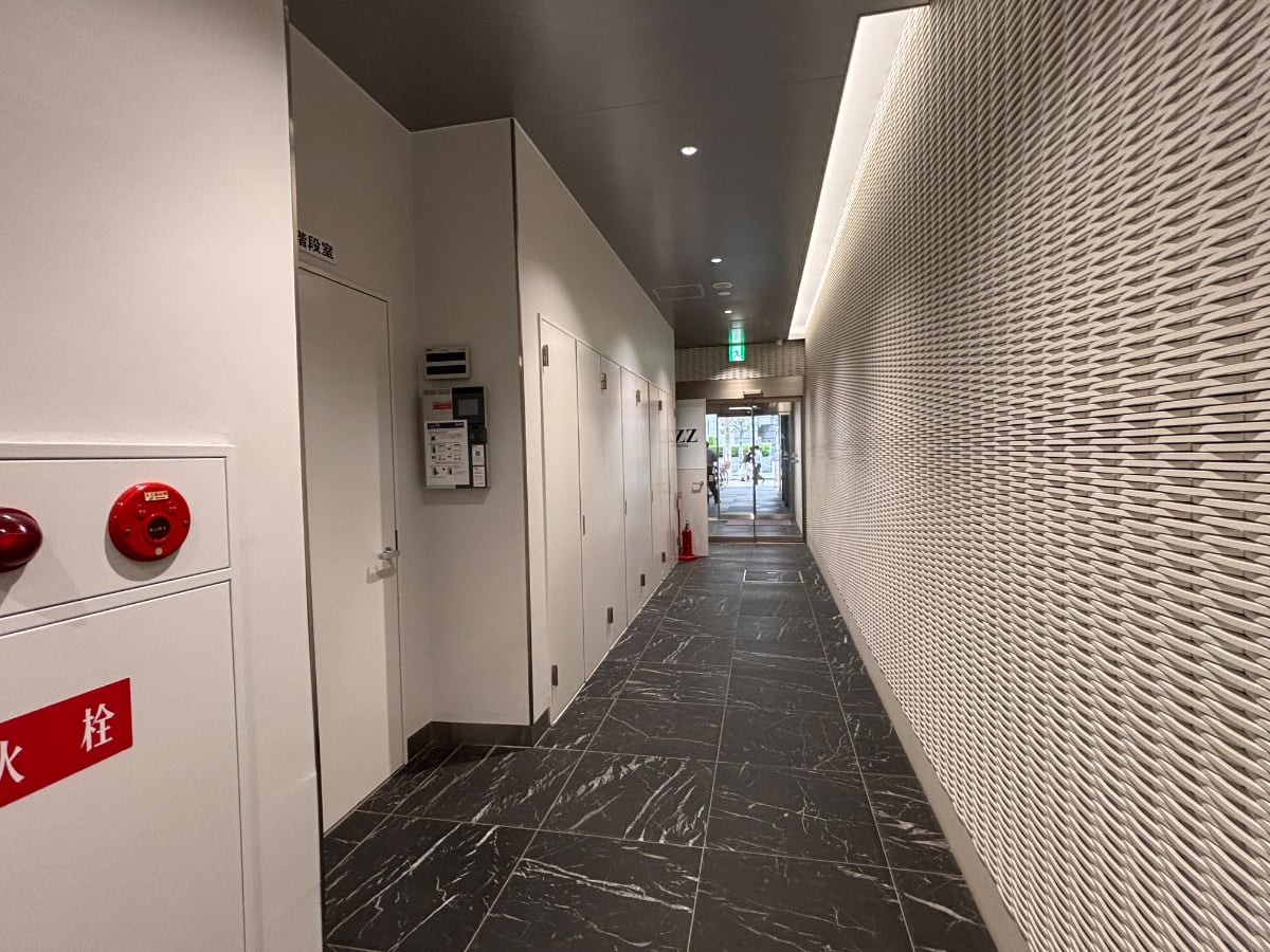v20260521150859/fresh/building/J00100396725_11