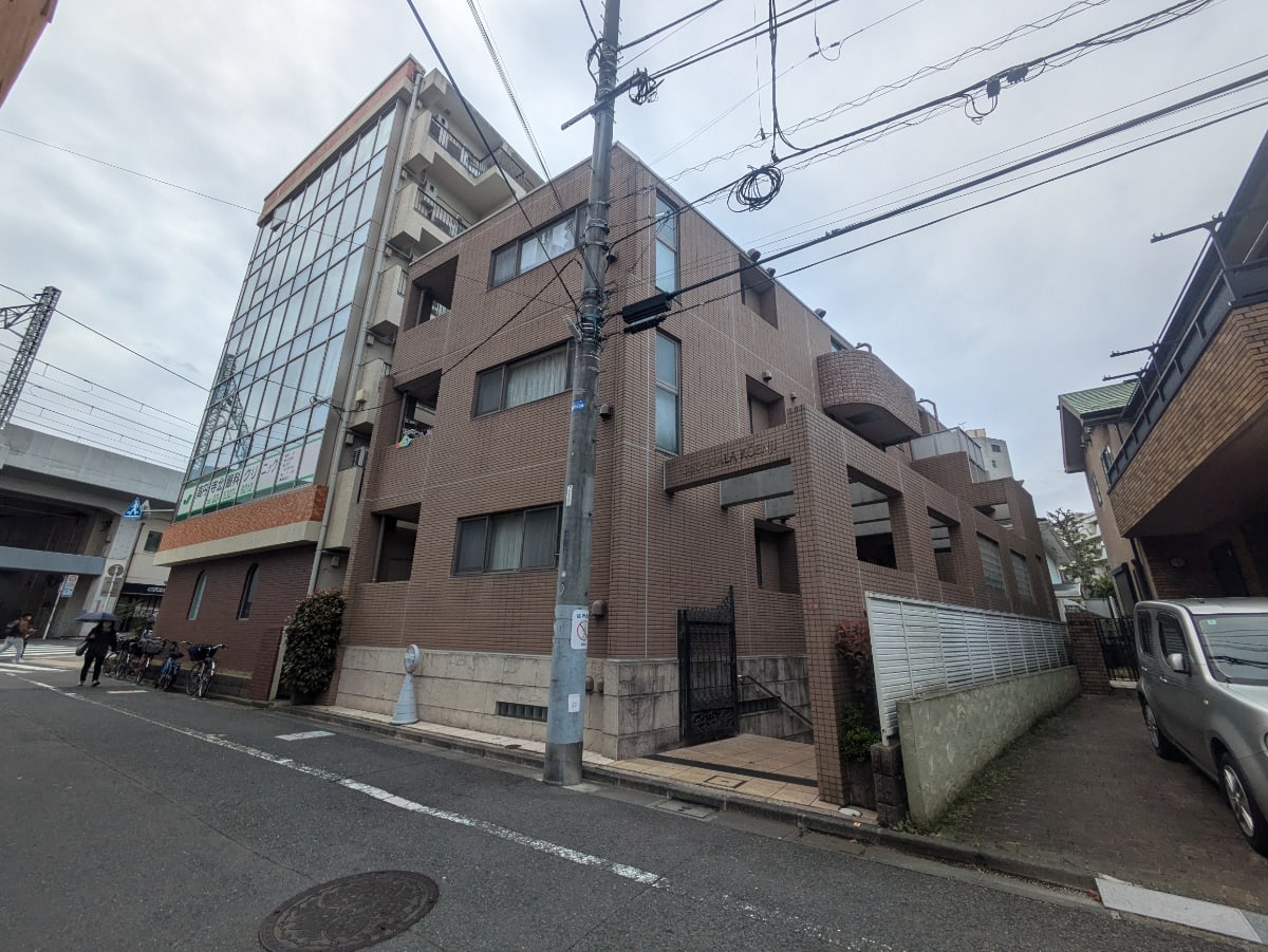 v20260522150901/fresh/building/J00100359413_15