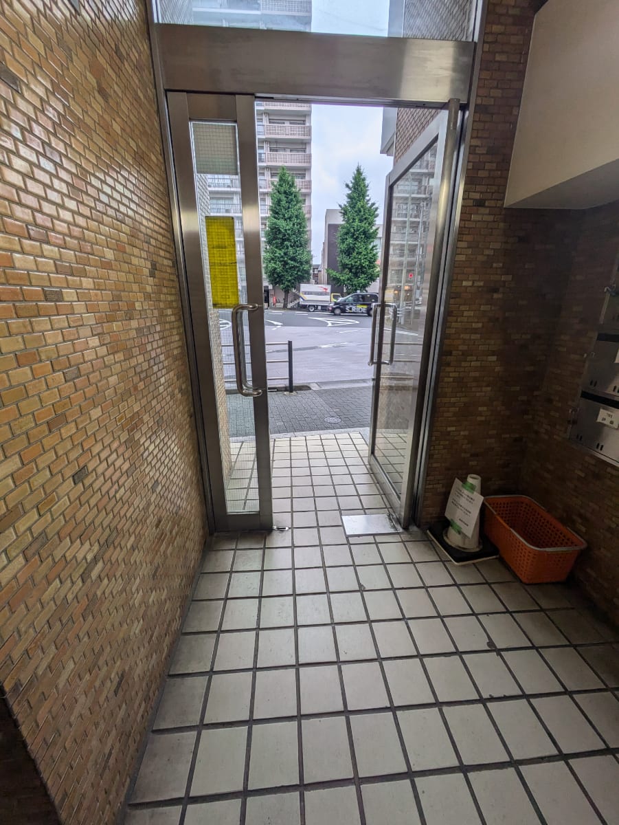 v20260606150637/fresh/building/J00100420276_9