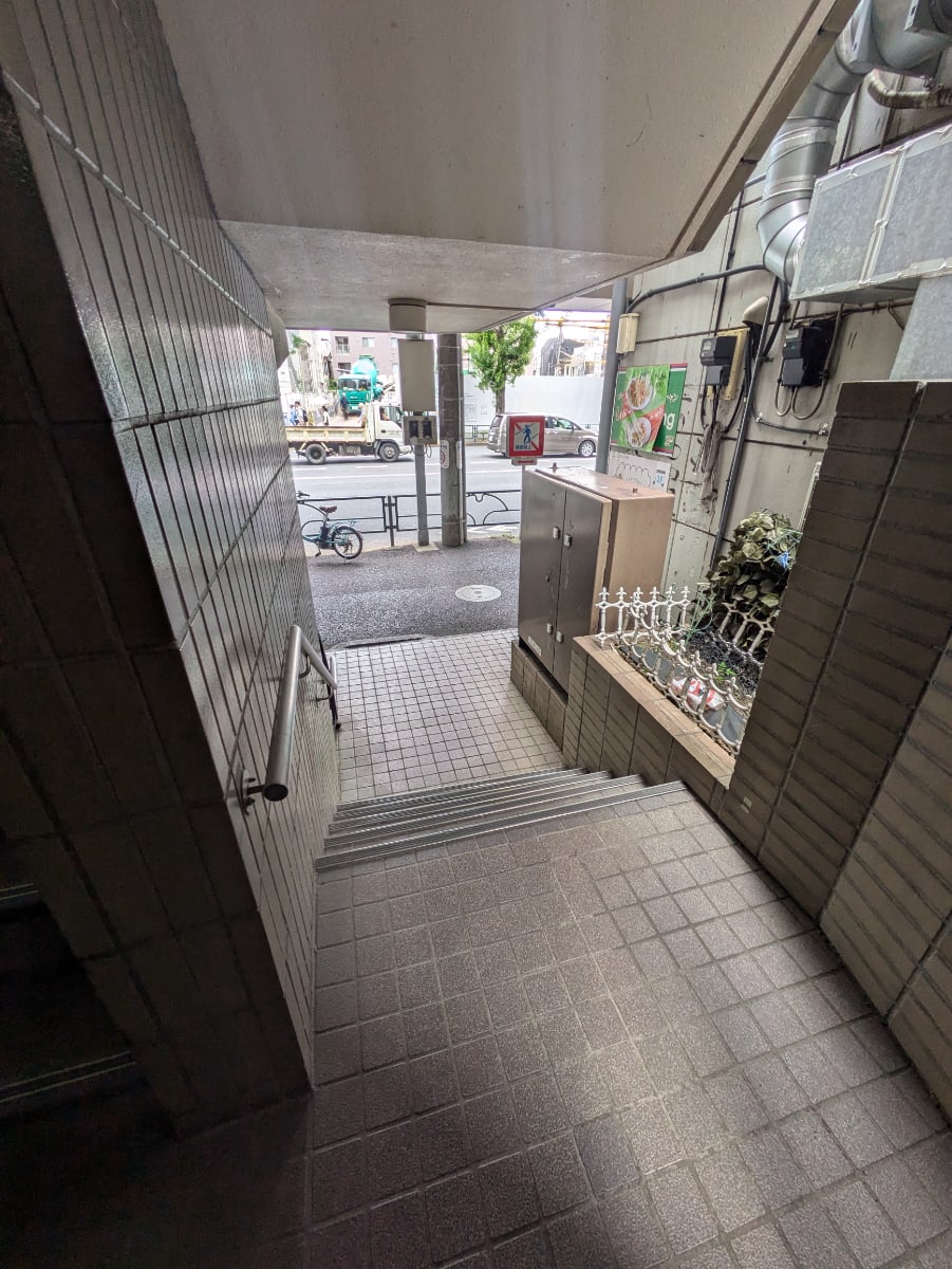 v20260606150637/fresh/building/J00100420897_9