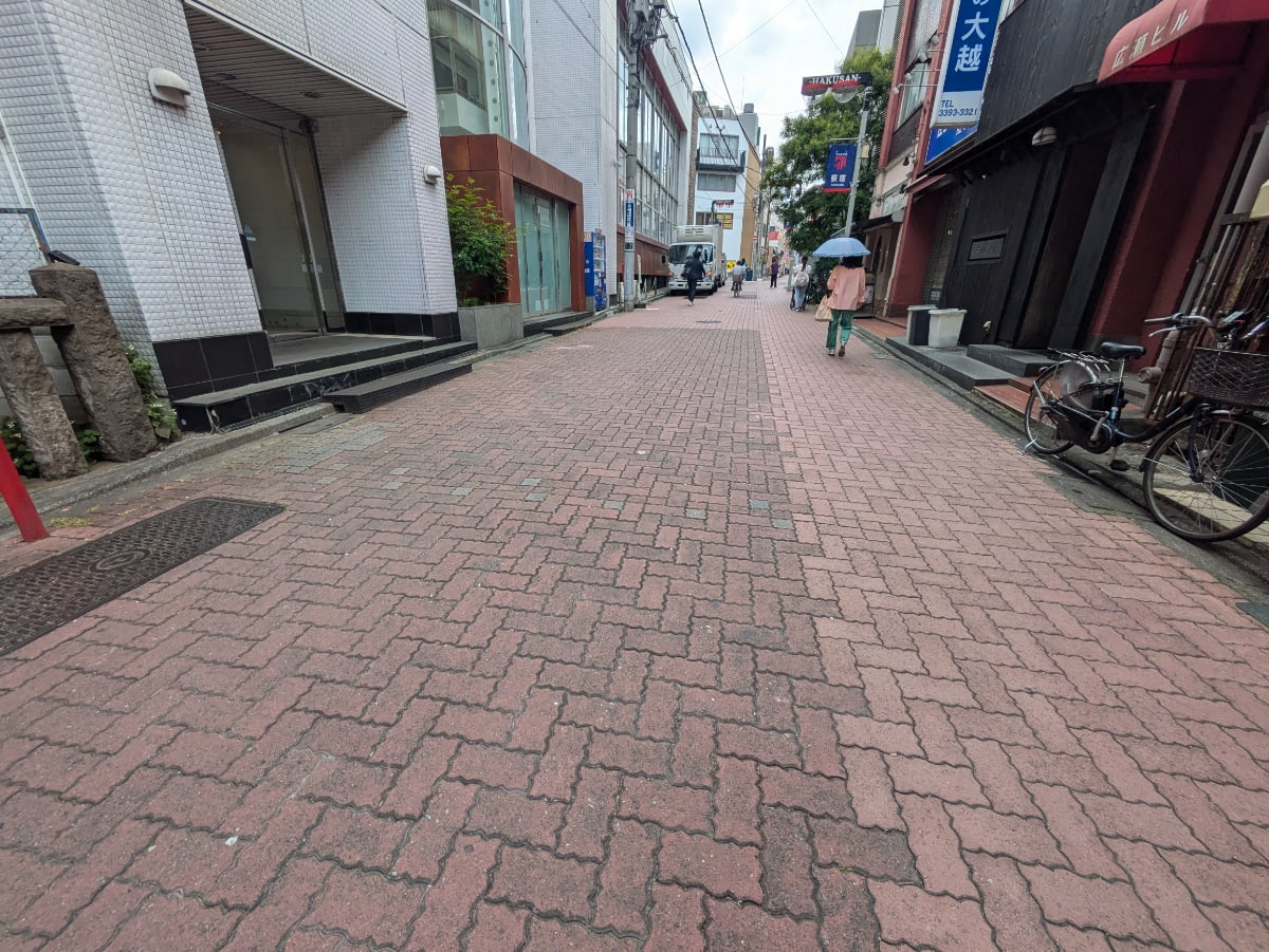 v20260606150637/fresh/building/J00100481406_11