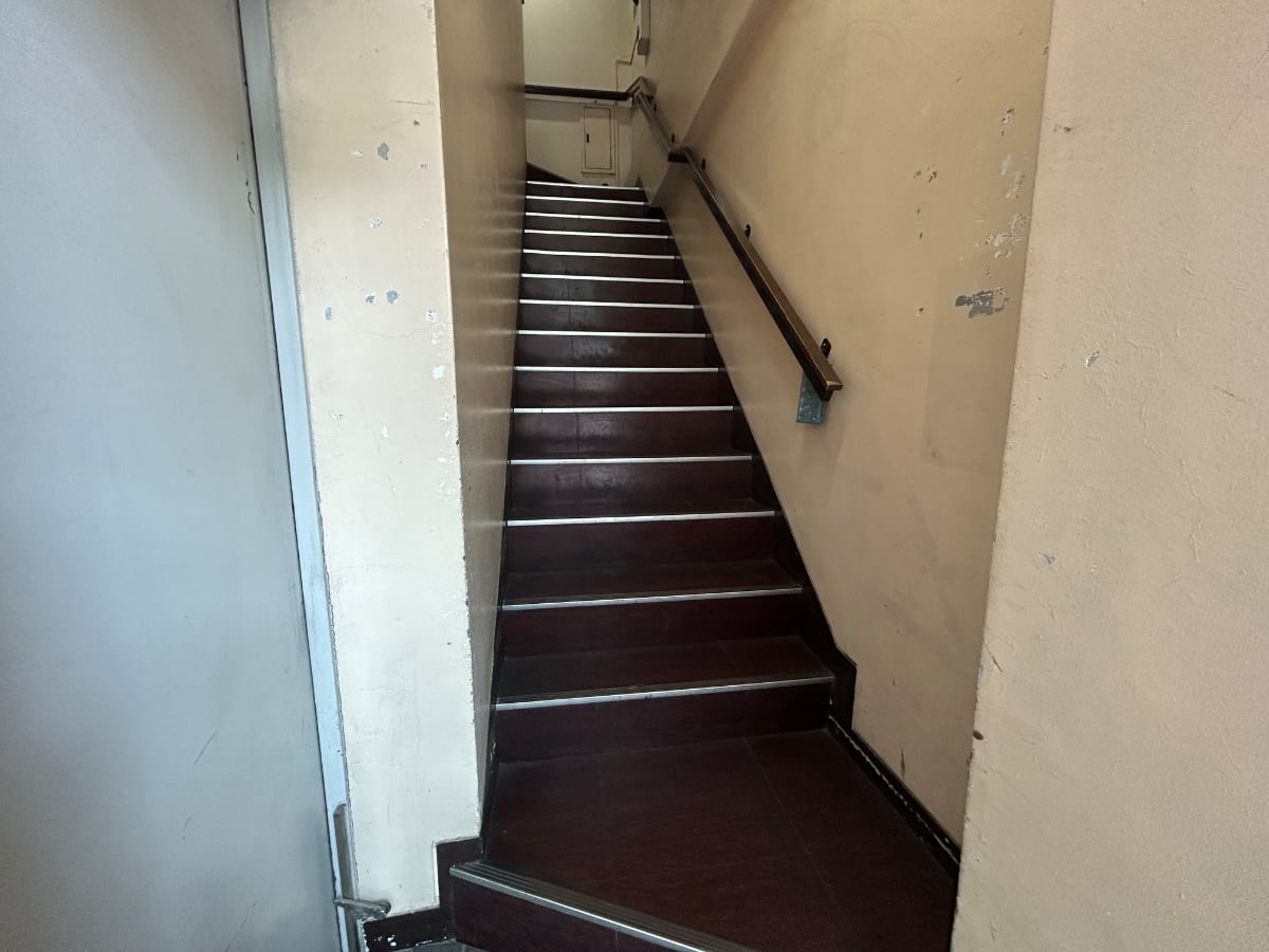 v20260607150736/fresh/building/J00100632952_4