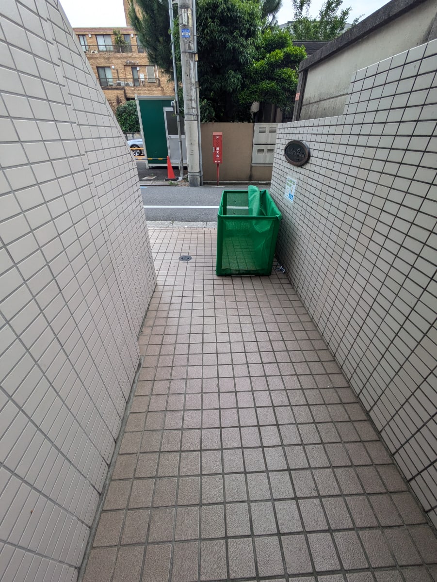 v20260608151004/fresh/building/J00100412406_9