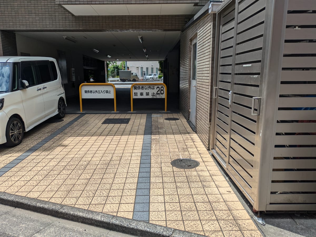 v20260610150910/fresh/building/J00100380242_10