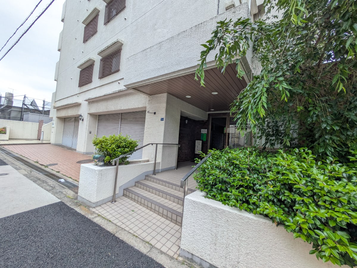v20260610150910/fresh/building/J00100380366_9