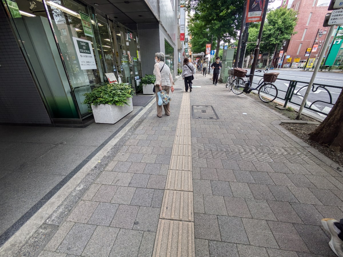 v20260613150736/fresh/building/J00100361664_11