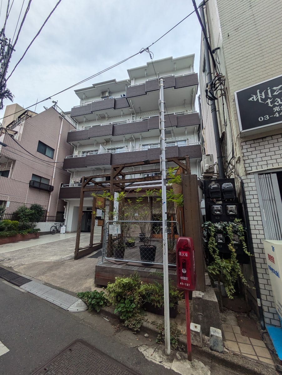 v20260613150736/fresh/building/J00100361768_6