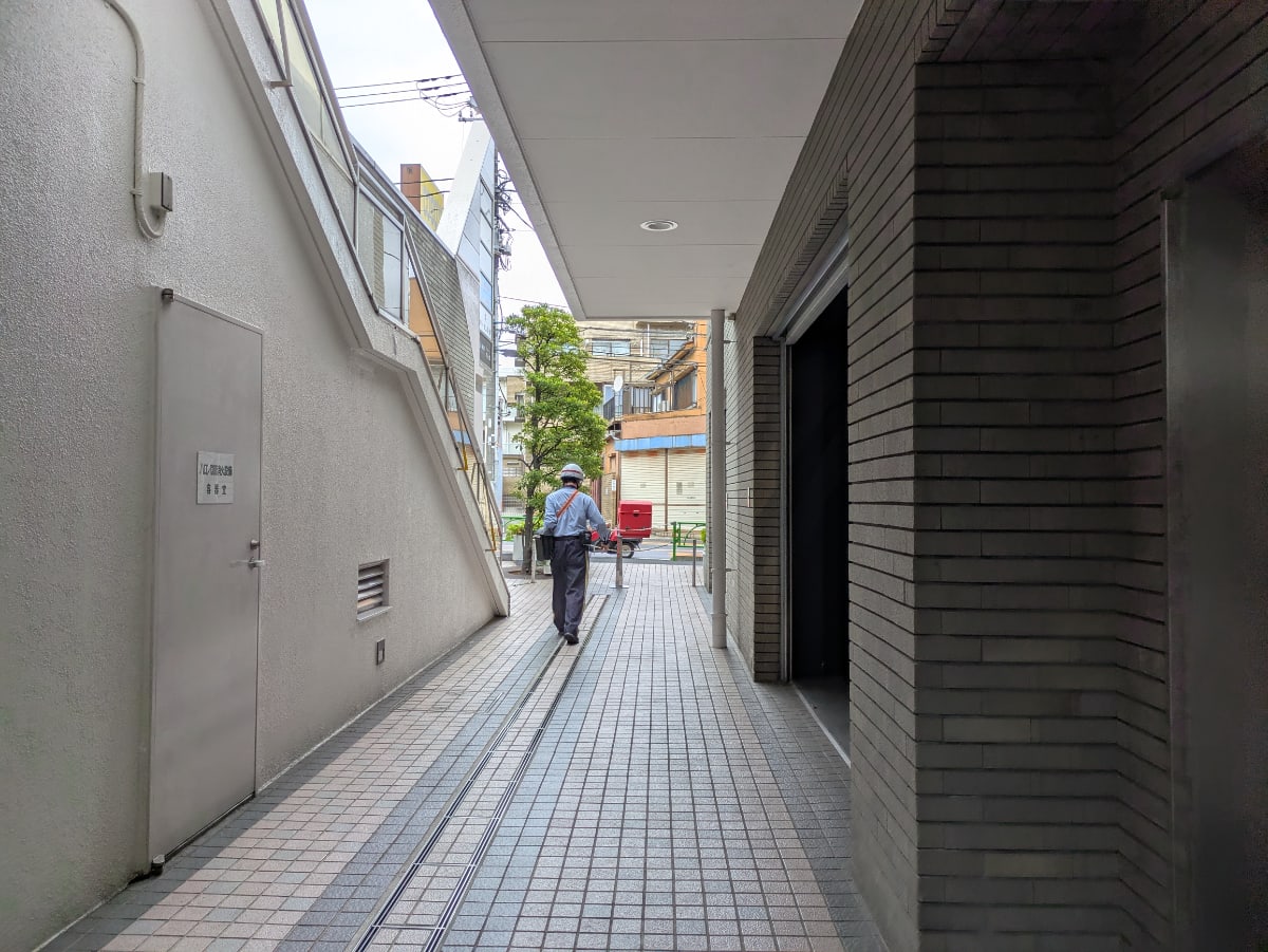 v20260613150736/fresh/building/J00100372843_10