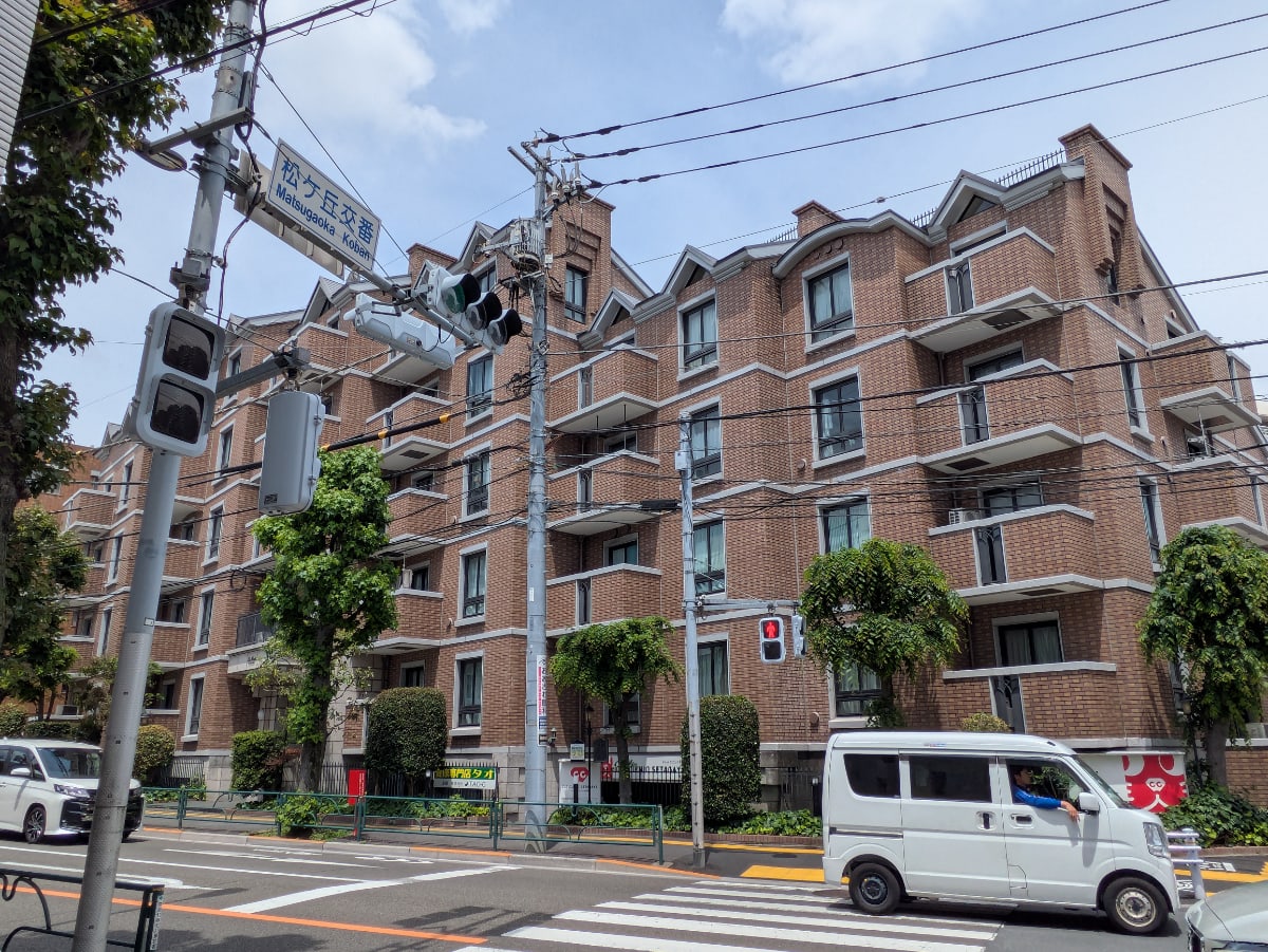 v20260613150736/fresh/building/J00100393408_1