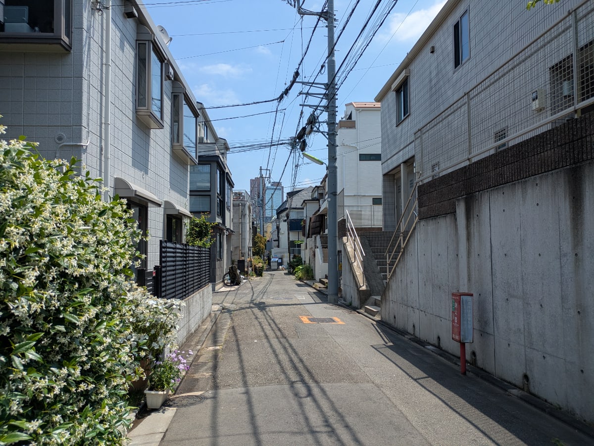 v20260613150736/fresh/building/J00100394783_15