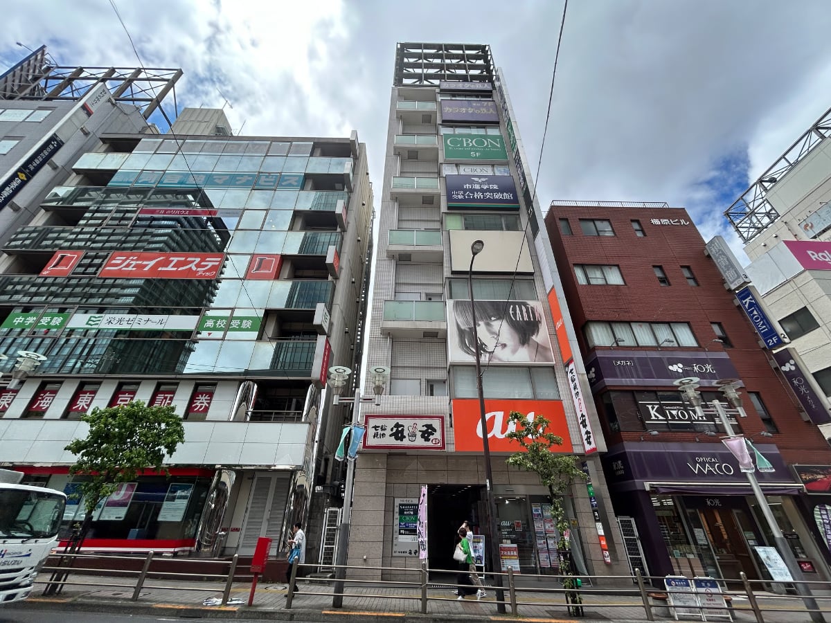 v20260613150736/fresh/building/J00100394828_63