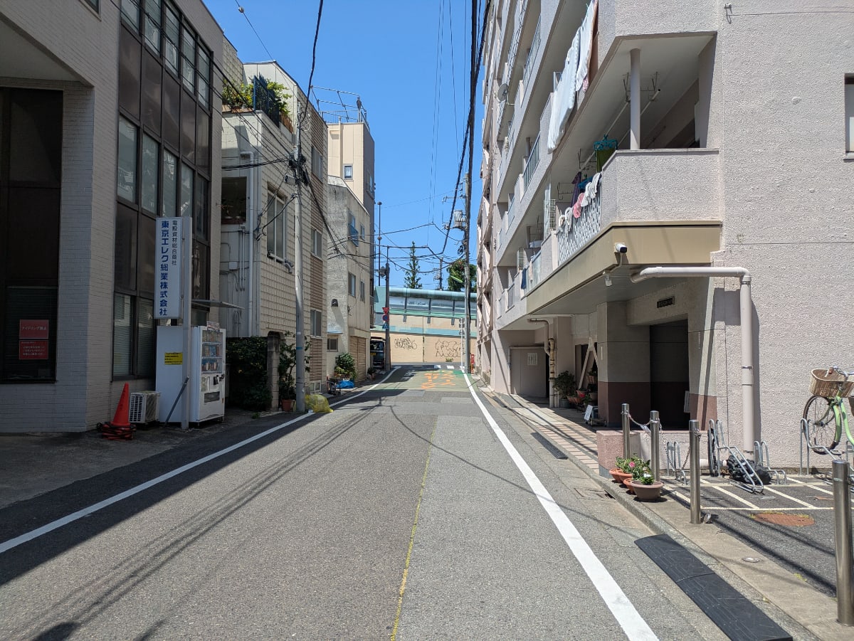 v20260613150736/fresh/building/J00100403075_8