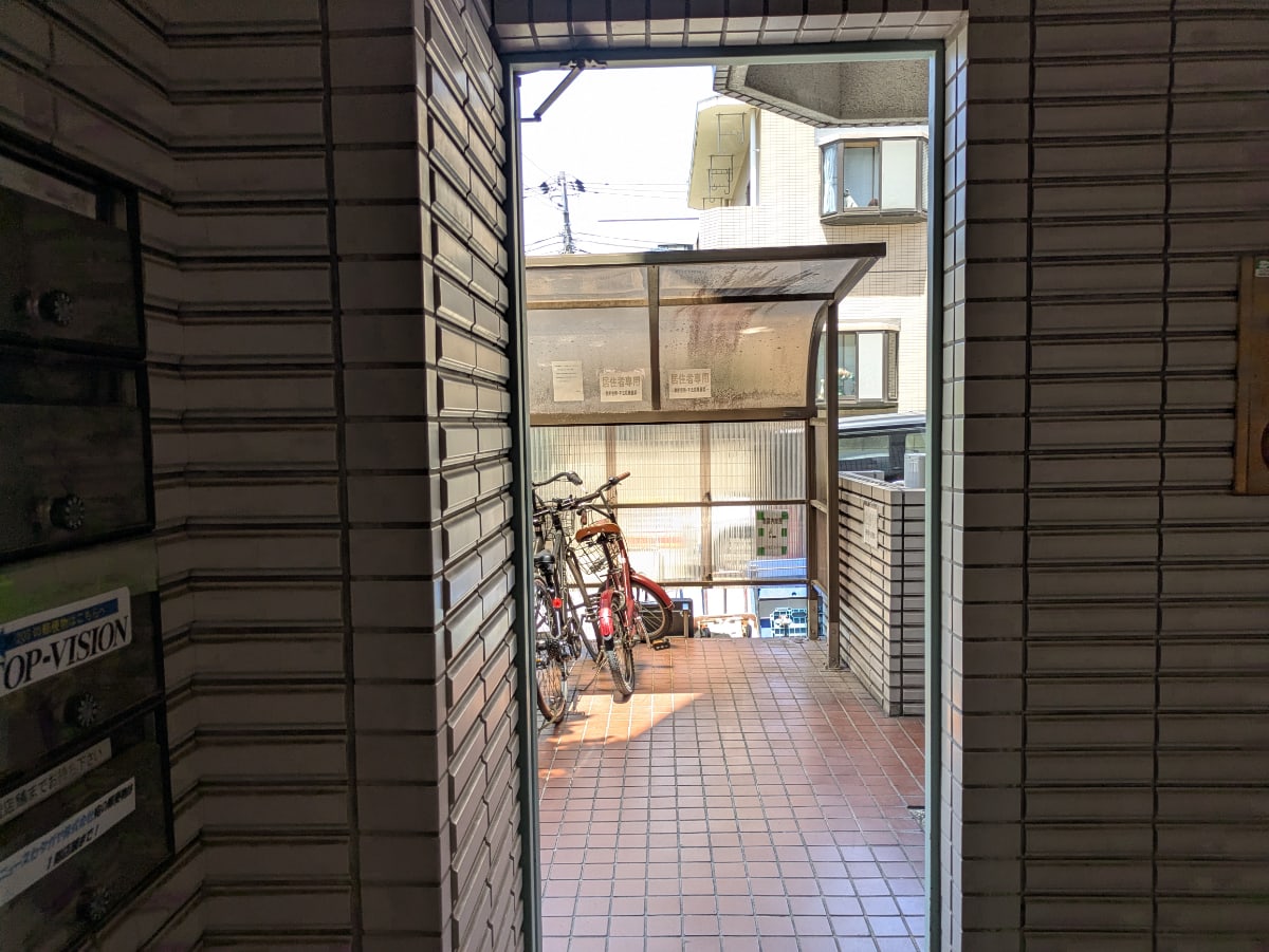 v20260613150736/fresh/building/J00100403848_9