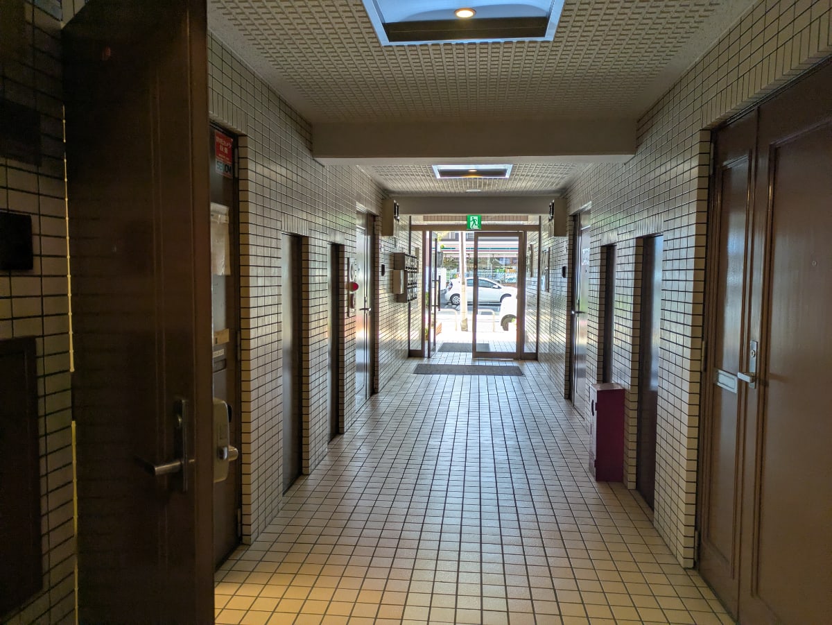 v20260613150736/fresh/building/J00100404383_11