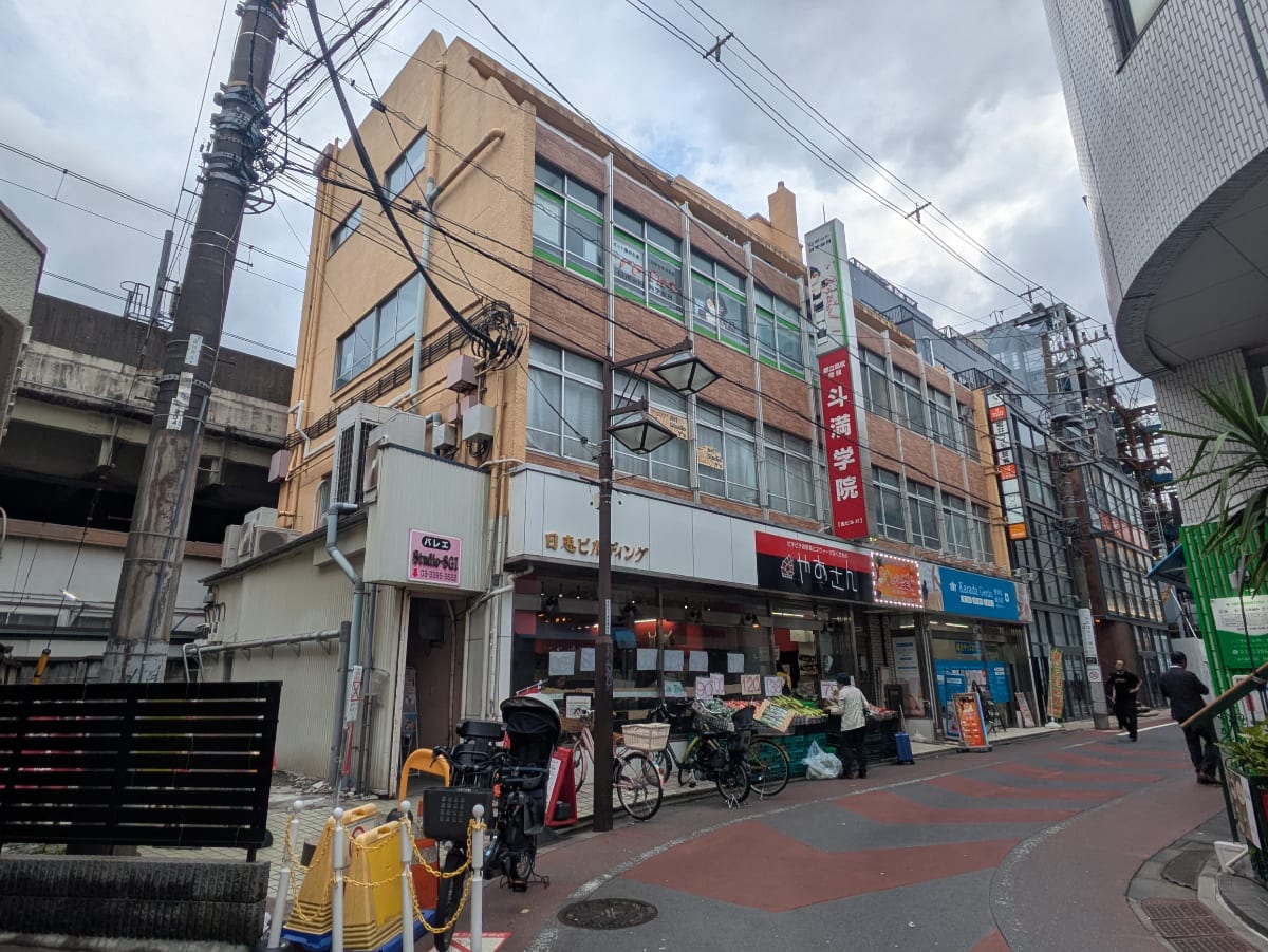 v20260613150736/fresh/building/J00100469592_9