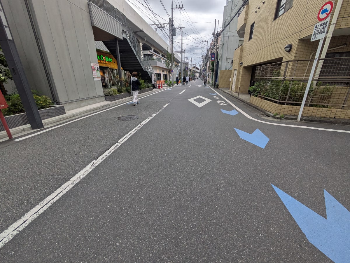 v20260613150736/fresh/building/J00100498991_15