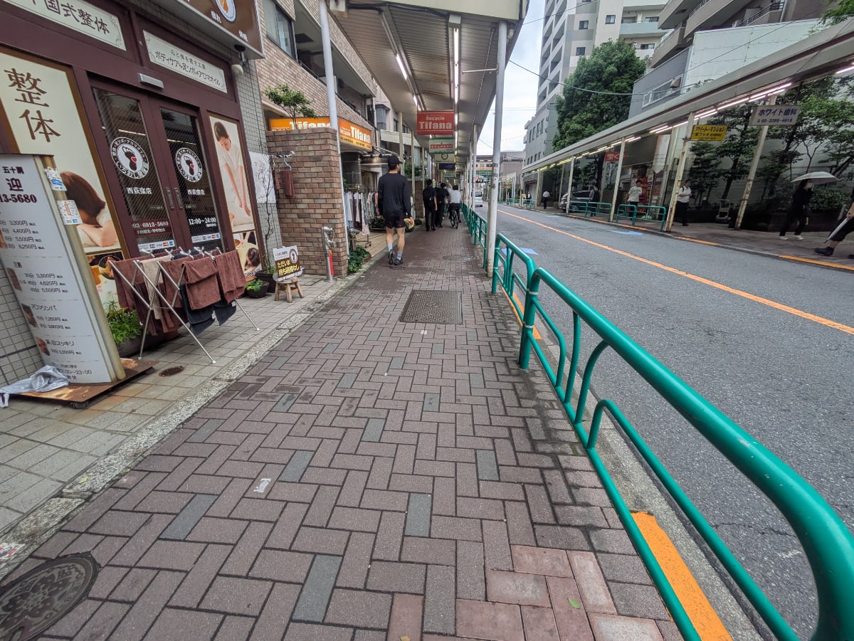 v20260617151459/fresh/building/J00100409208_8