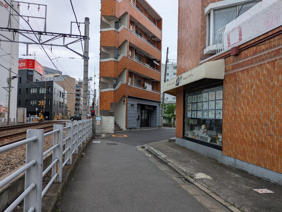 v20260621150636/fresh/building/J00100358723_13