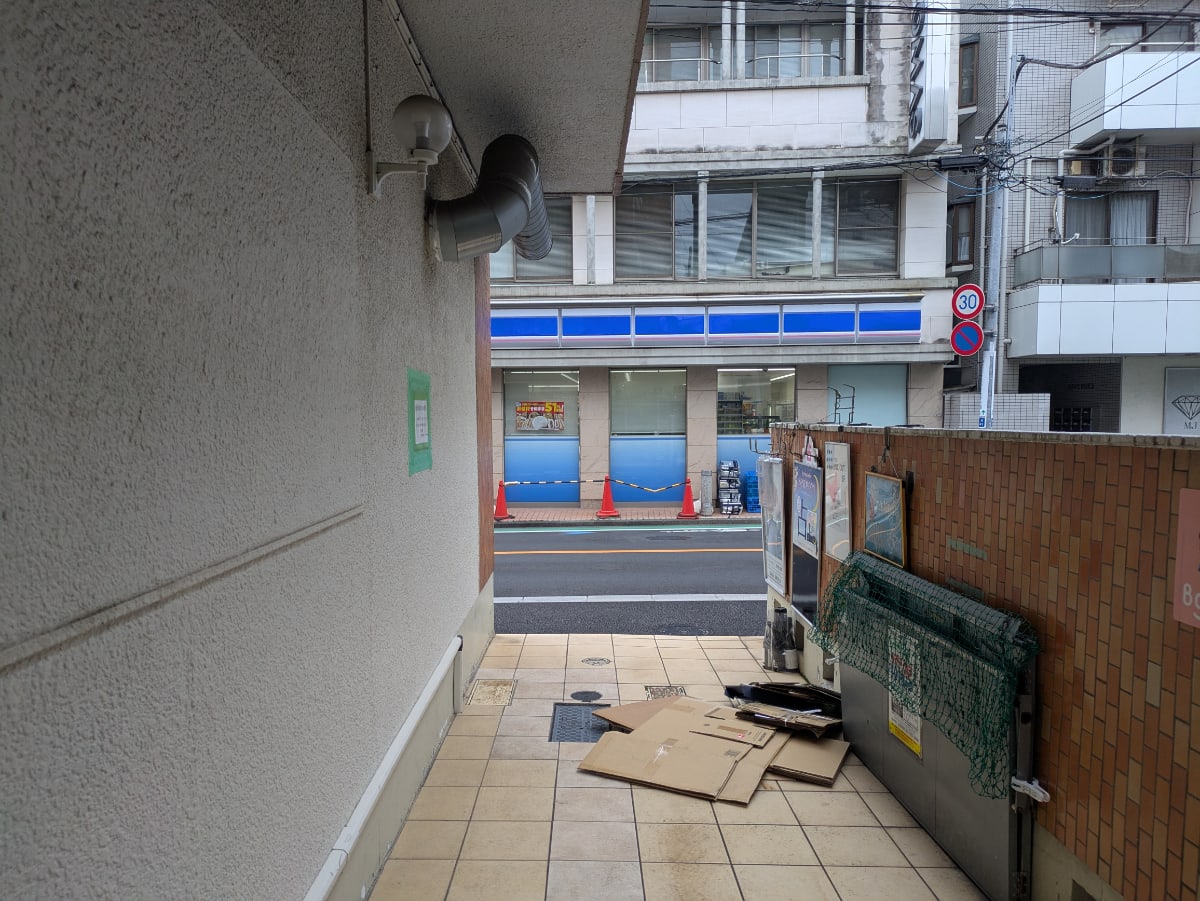 v20260621150636/fresh/building/J00100358723_64