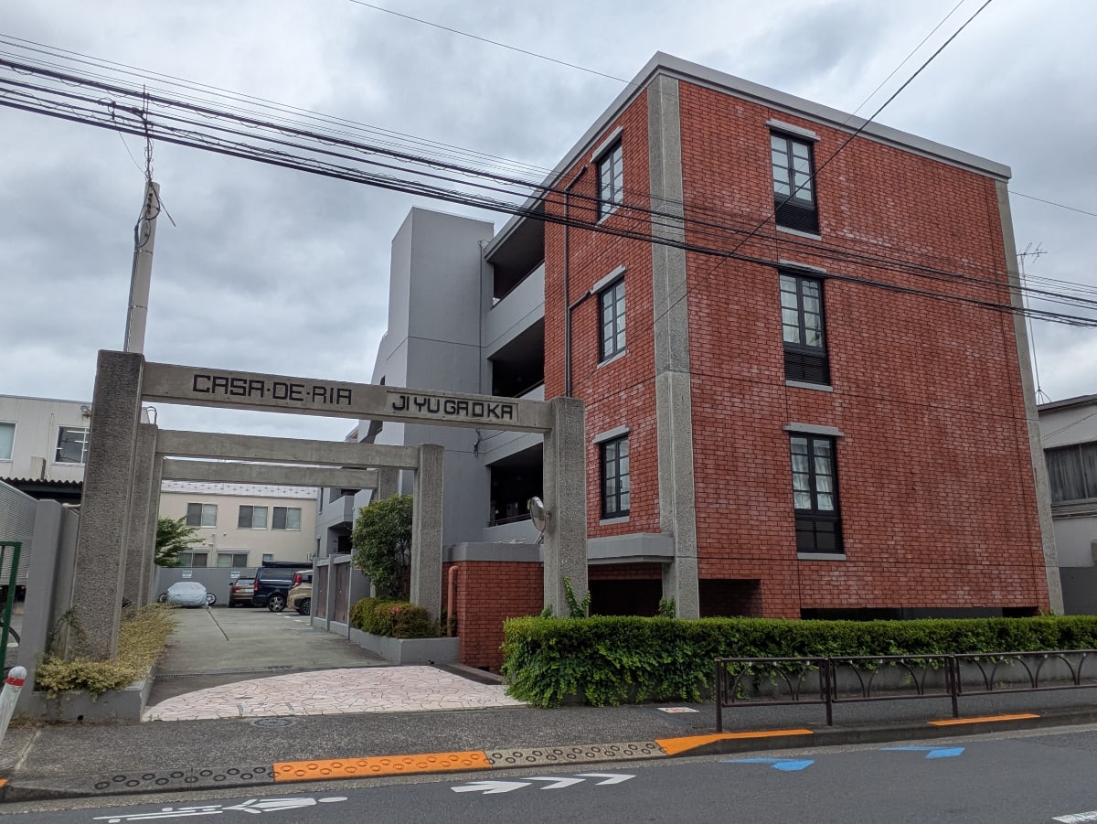 v20260621150636/fresh/building/J00100361201_5