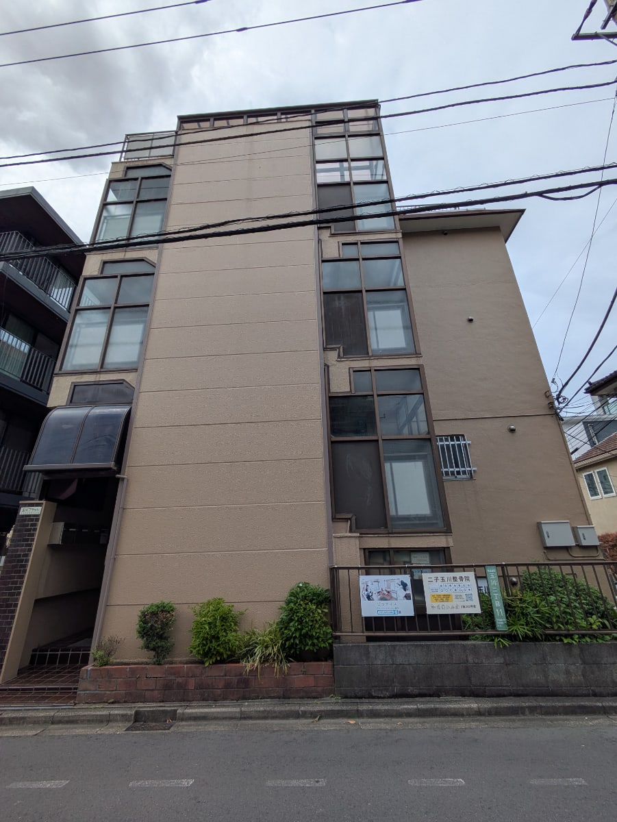v20260621150636/fresh/building/J00100366764_9