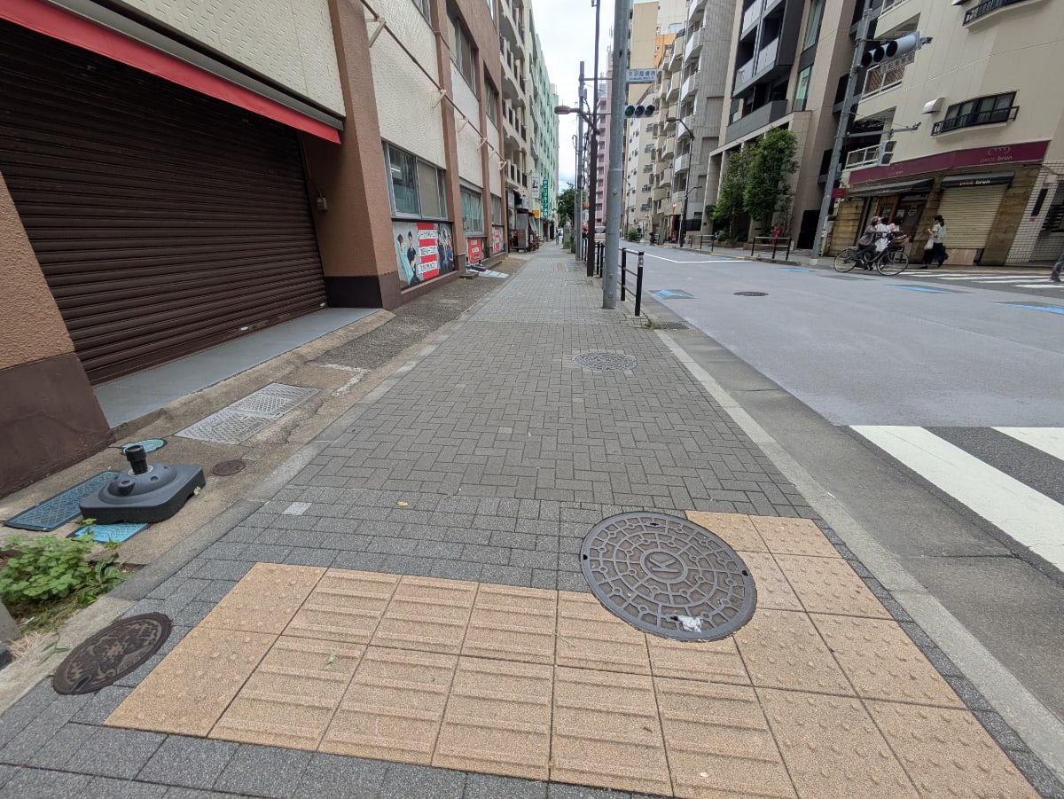 v20260623151000/fresh/building/J00100406073_15