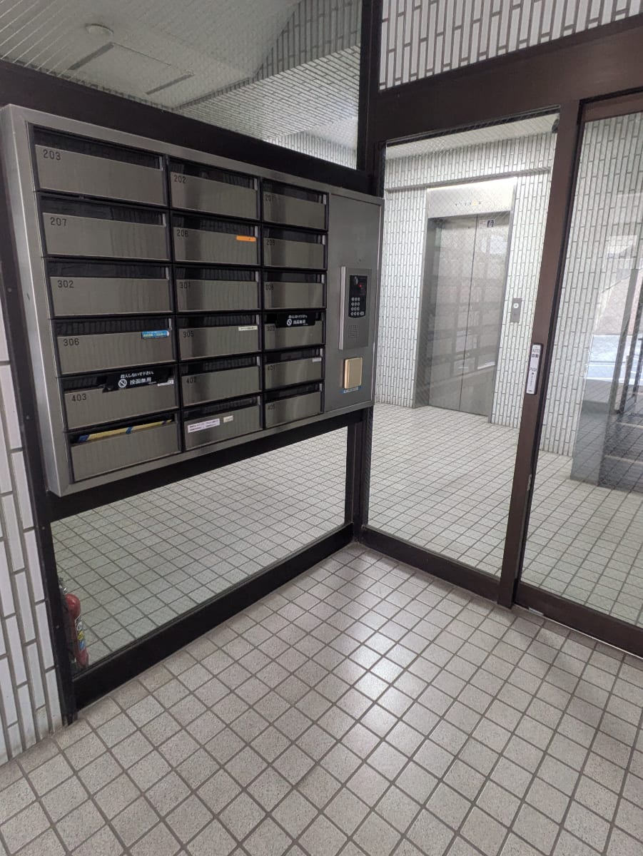 v20260623151000/fresh/building/J00100409947_13