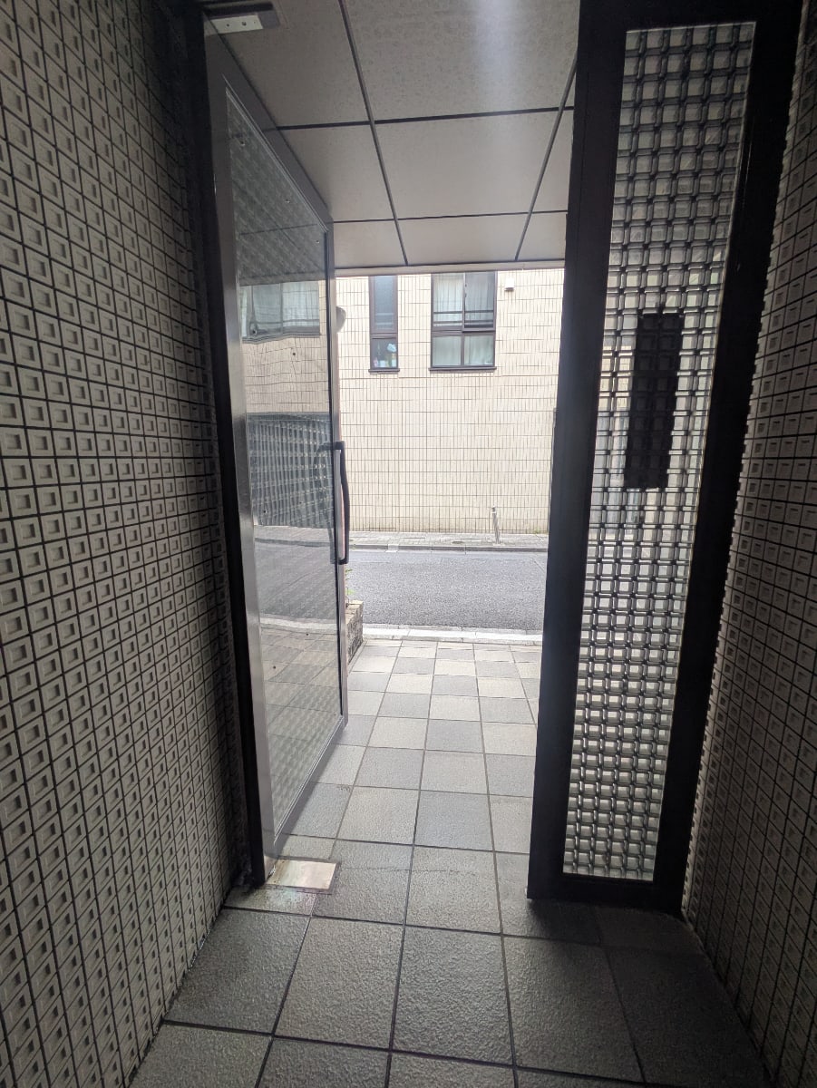 v20260623151000/fresh/building/J00100412758_13