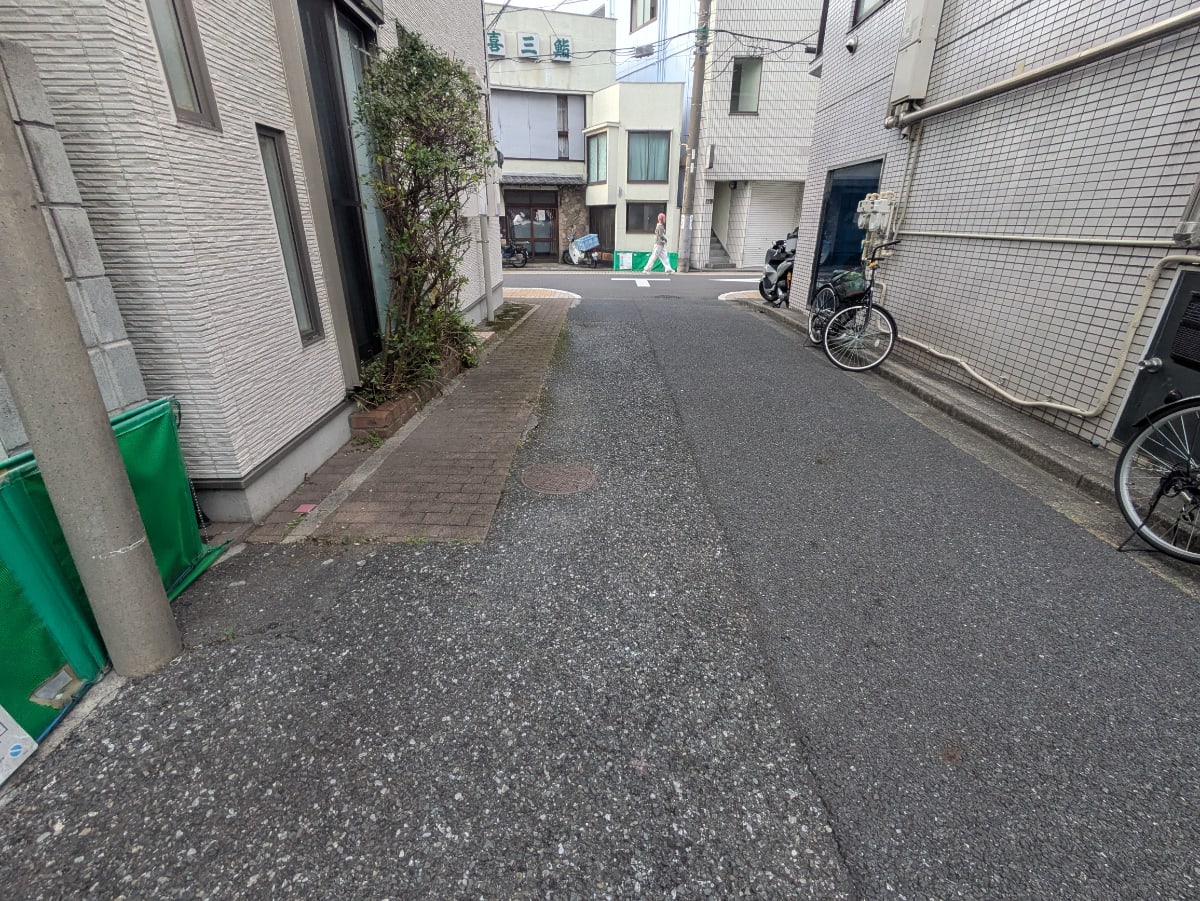 v20260624150904/fresh/building/J00100412775_12