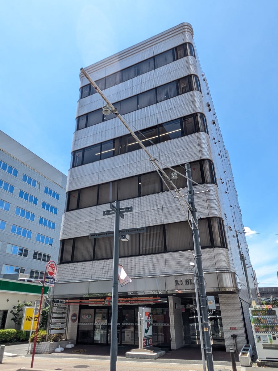 v20260625150747/fresh/building/J00100384586_17