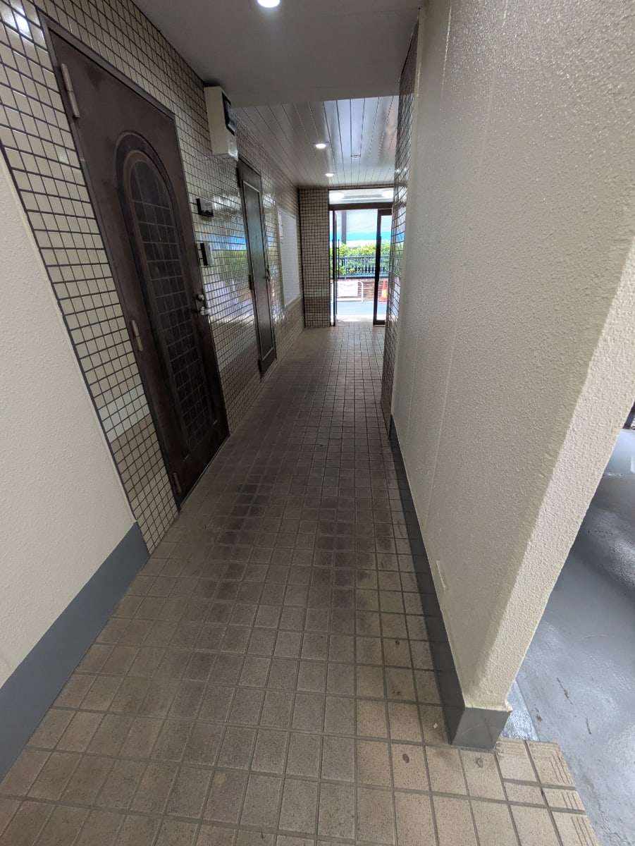 v20260625150747/fresh/building/J00100419898_11