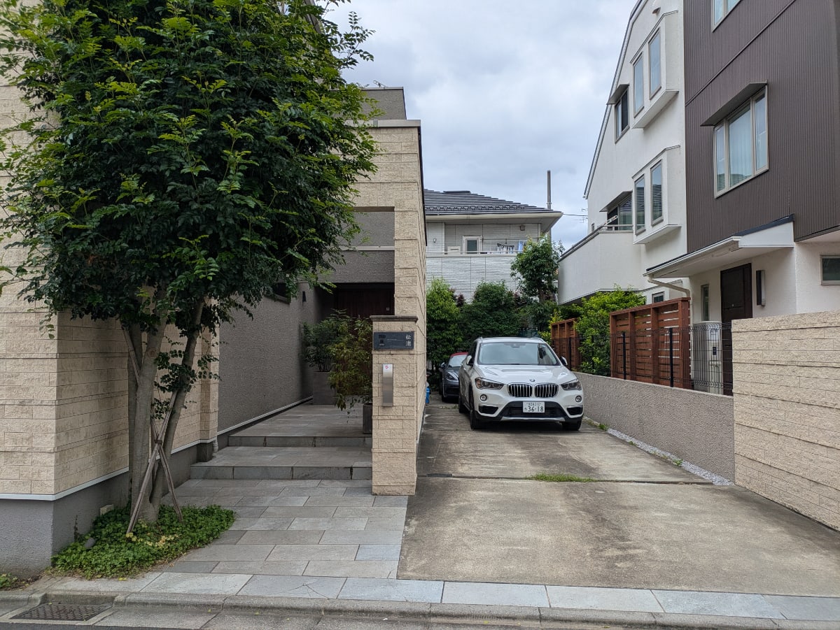 v20260625150747/fresh/building/J00100428321_13