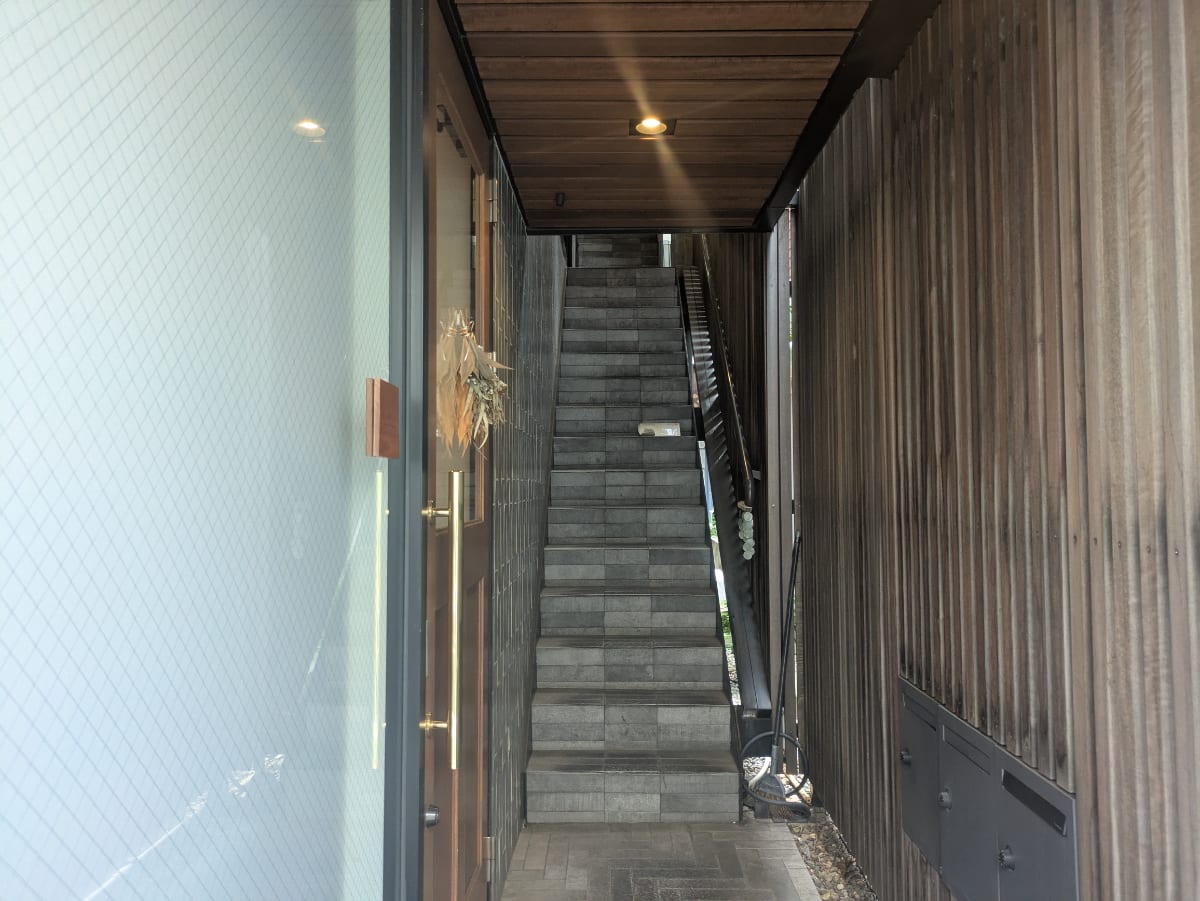 v20260627150649/fresh/building/J00100427198_10