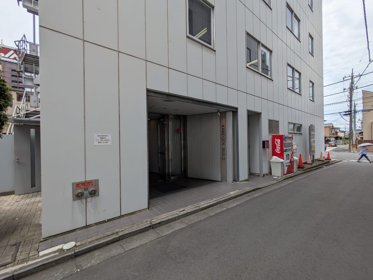v20260703025157/fresh/building/J00100382573_13
