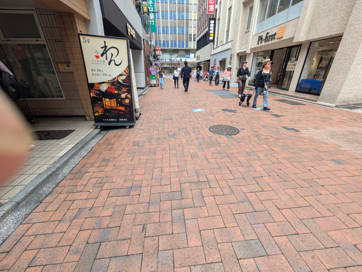 v20260703025157/fresh/building/J00100507524_11