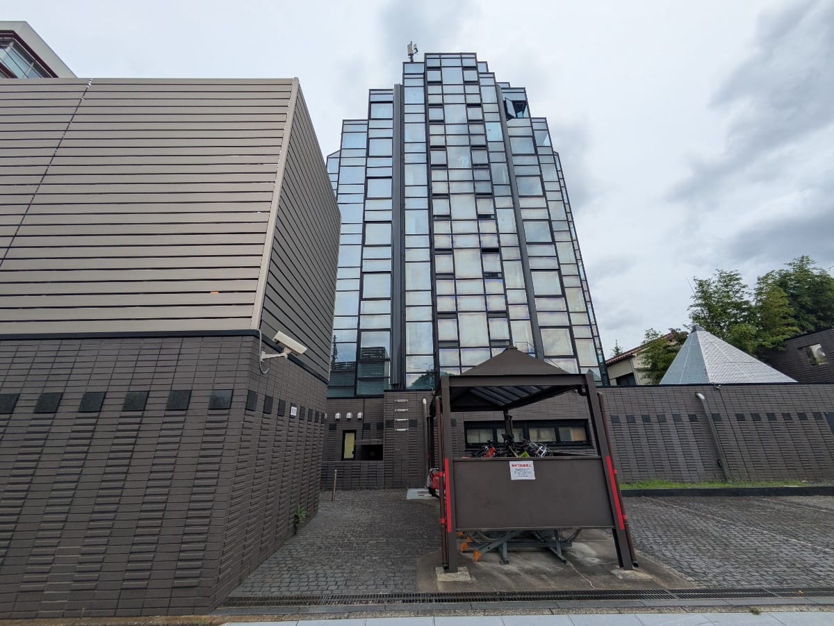 v20260704150638/fresh/building/J00100358966_9