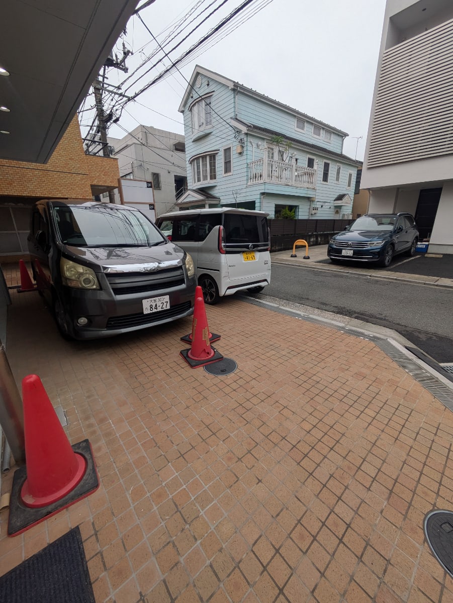 v20260708150759/fresh/building/J00100611633_9