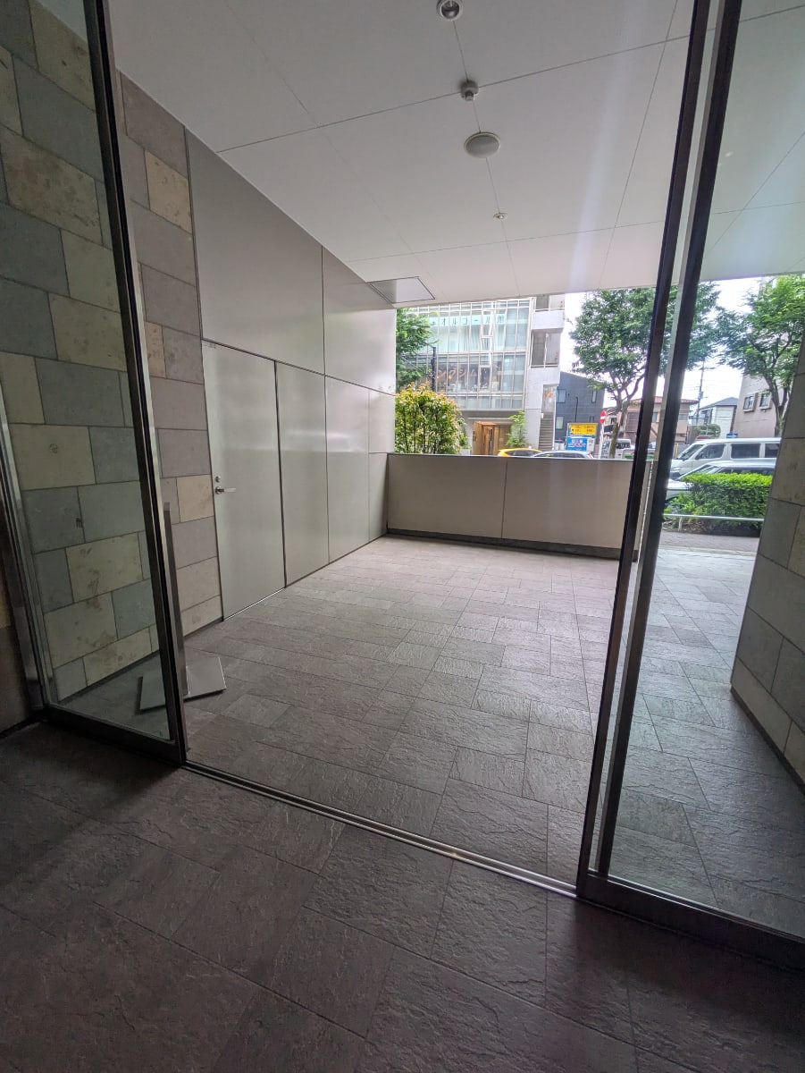 v20260709150810/fresh/building/J00100419275_17
