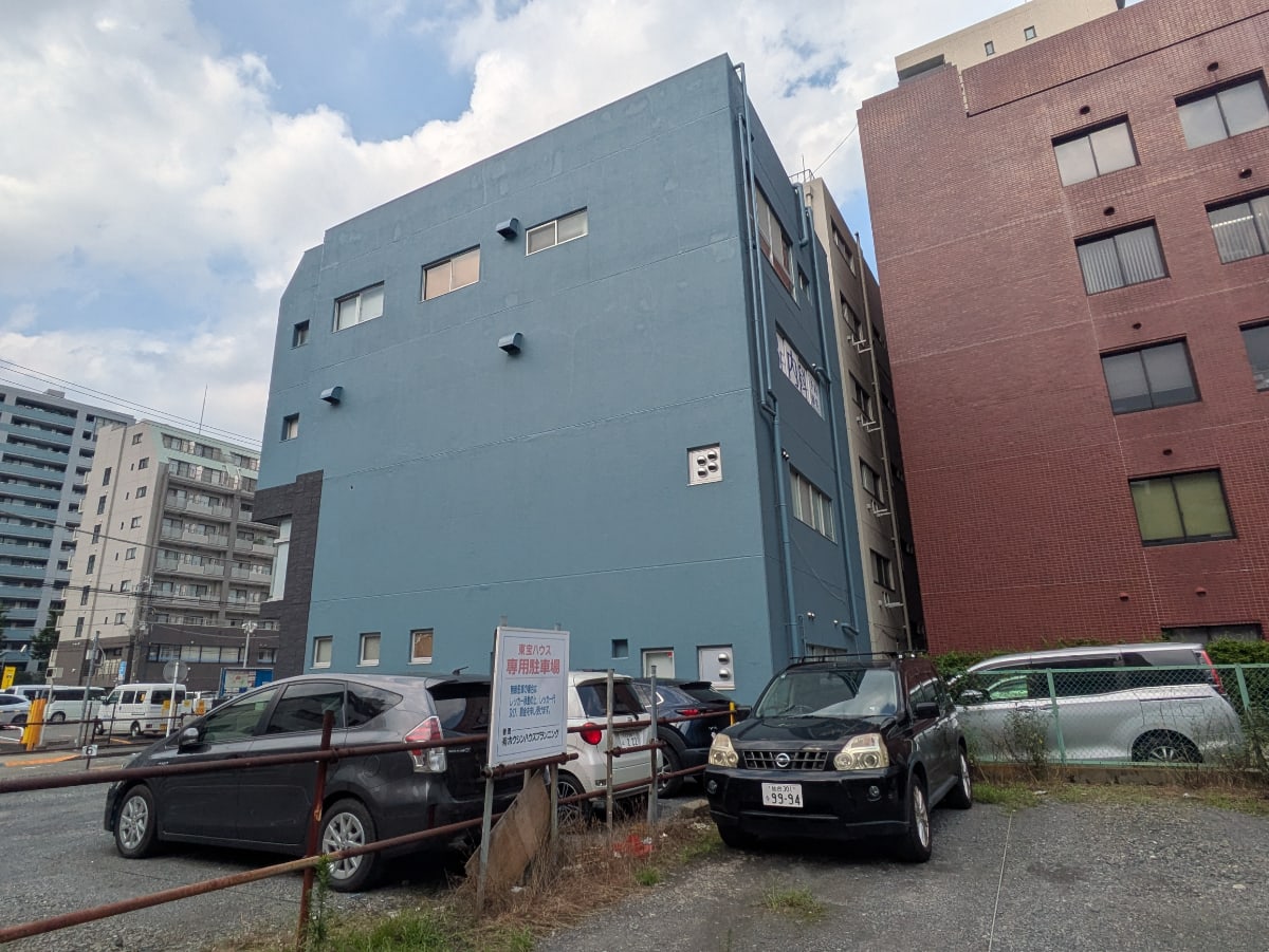 v20260712150643/fresh/building/J00100369587_6