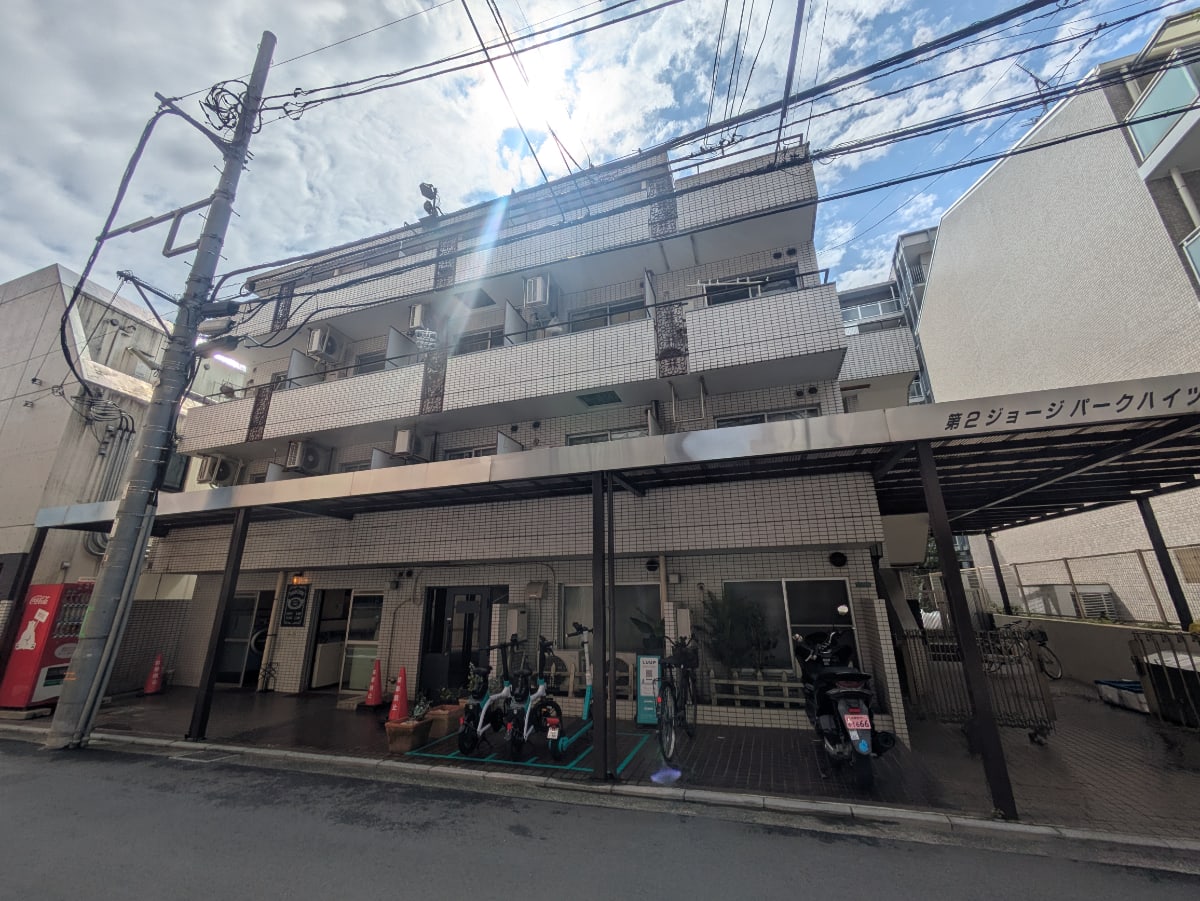 v20260713150859/fresh/building/J00100360588_1