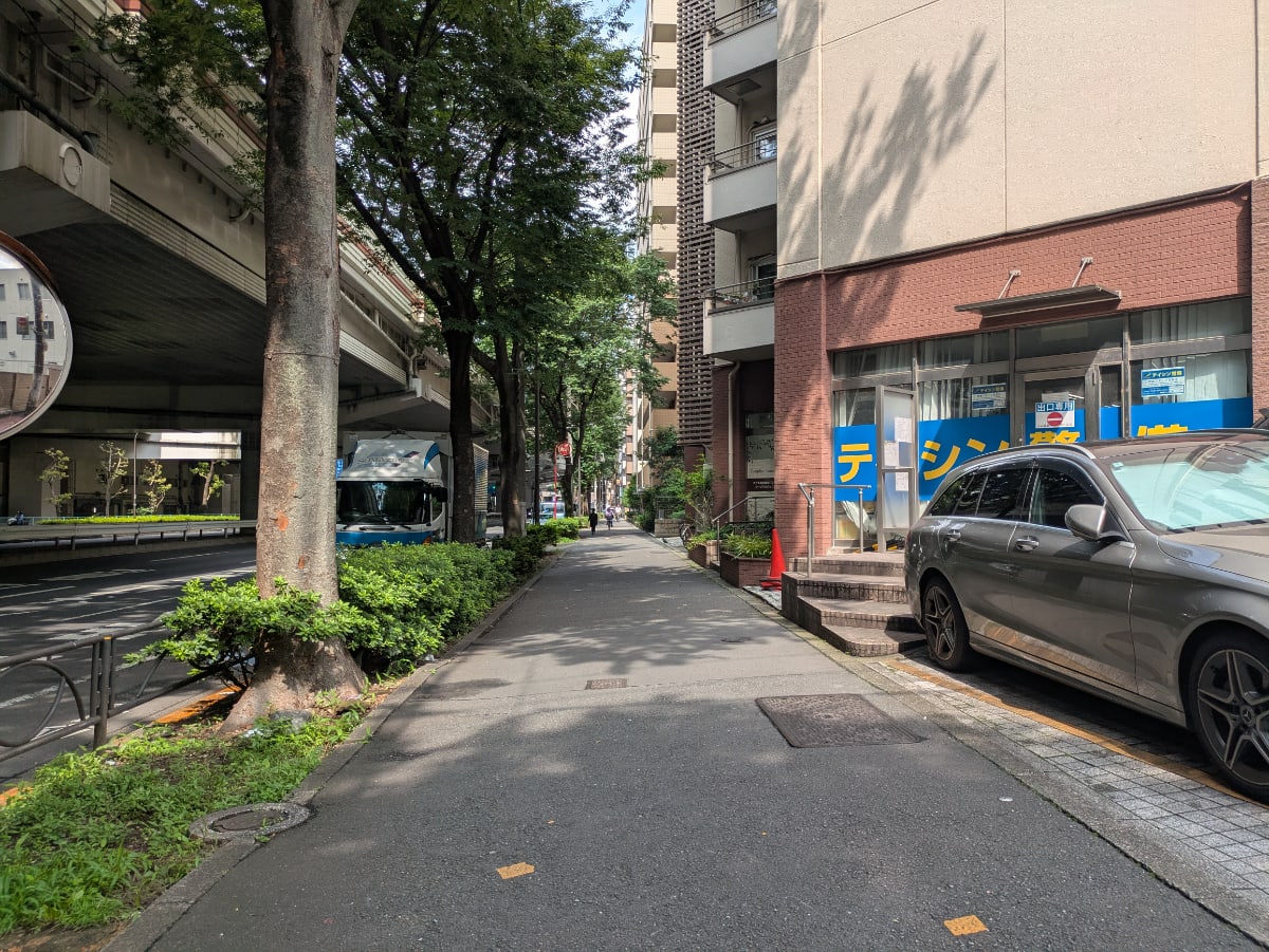 v20260716150746/fresh/building/J00100419850_17