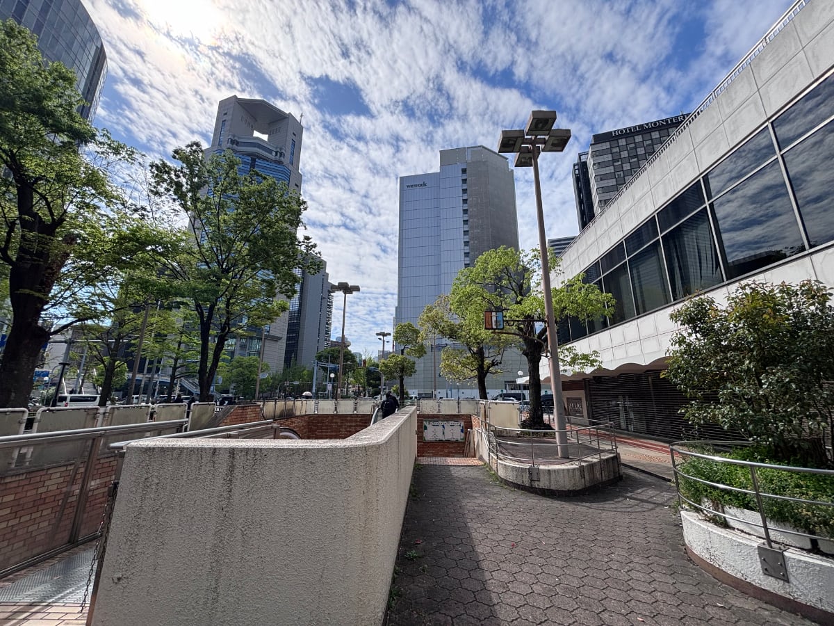v20260722150900/fresh/building/J00100370403_9