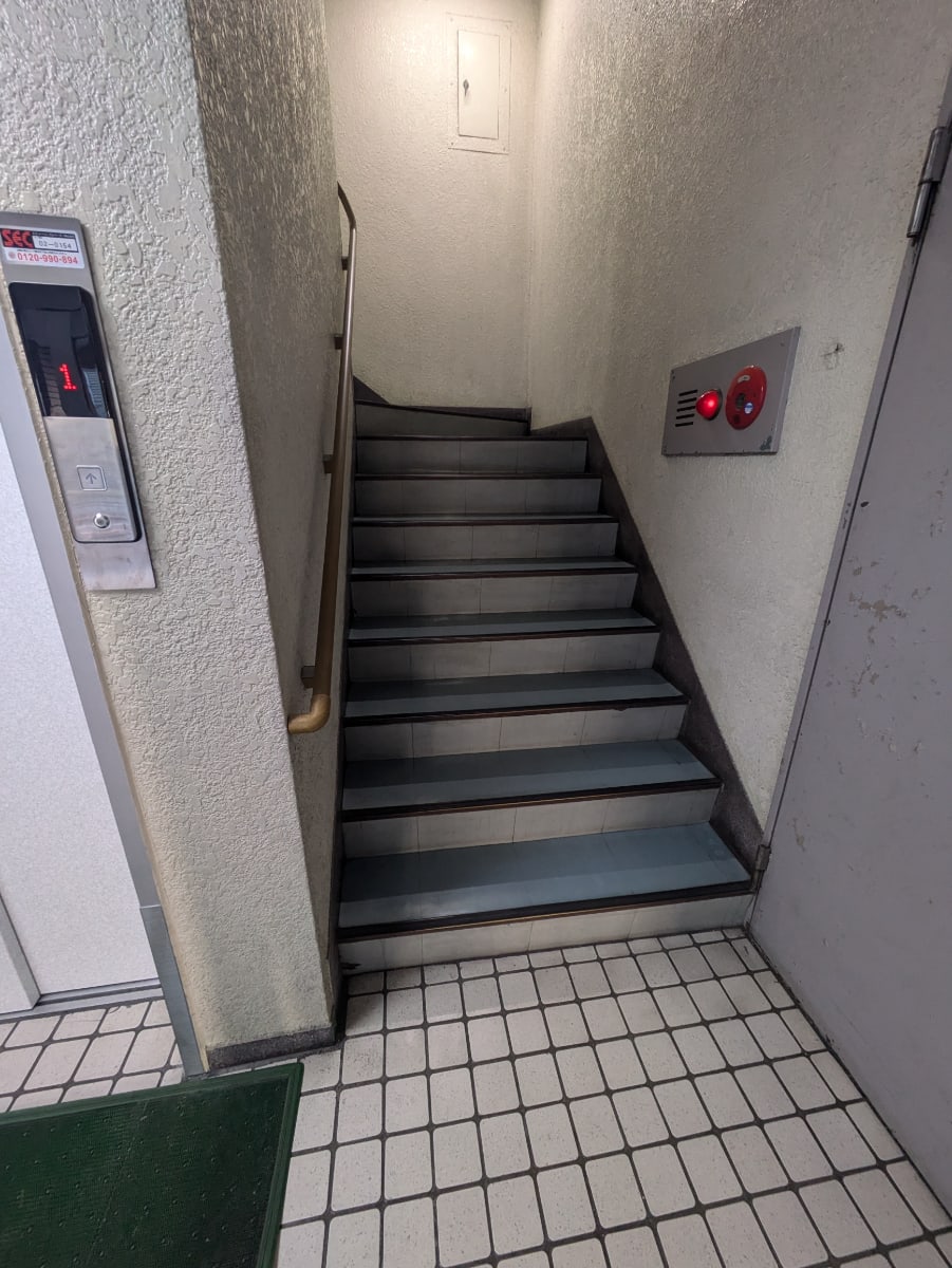 v20260723151009/fresh/building/J00100372971_9