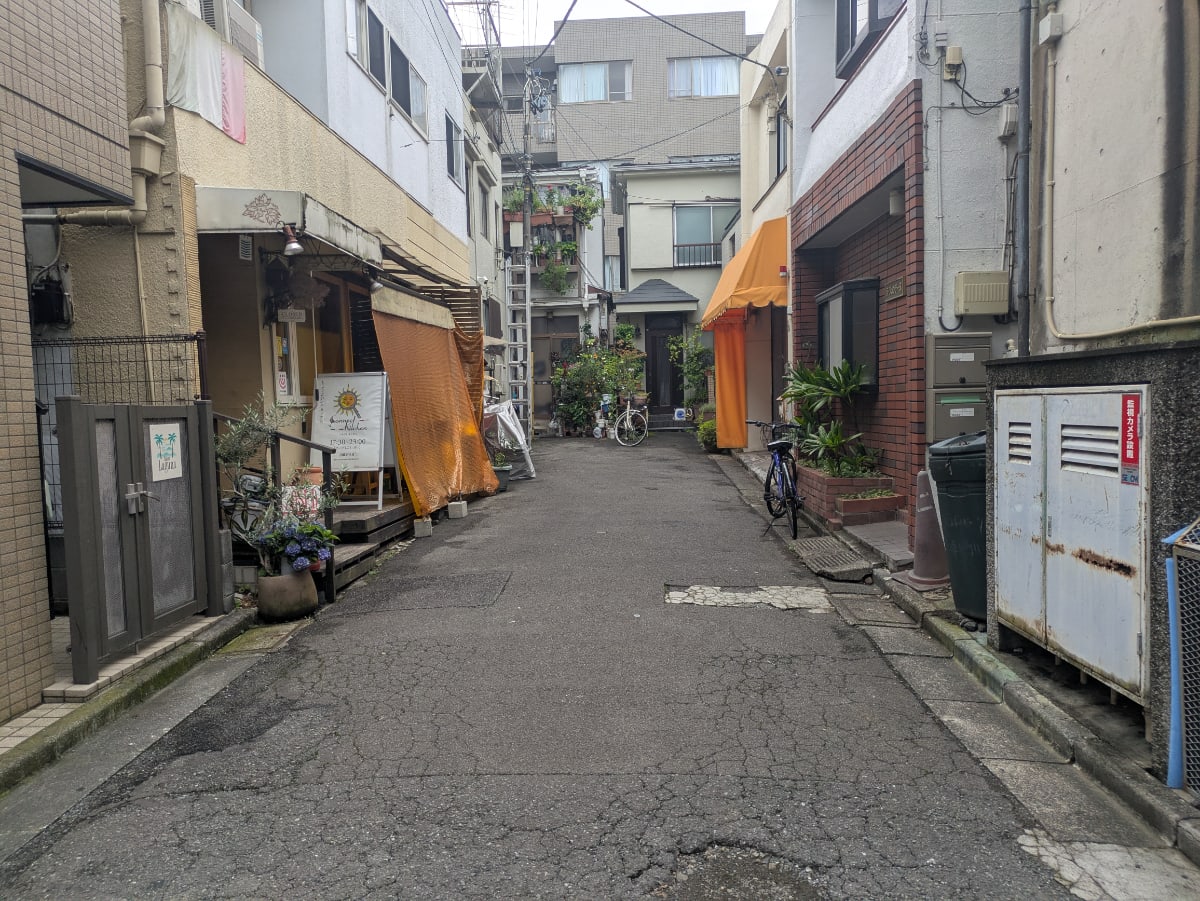 v20260724150908/fresh/building/J00100358923_2