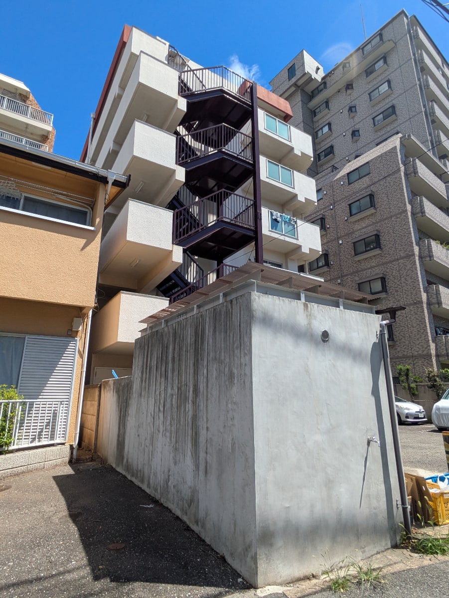 v20260802150642/fresh/building/J00100364318_16